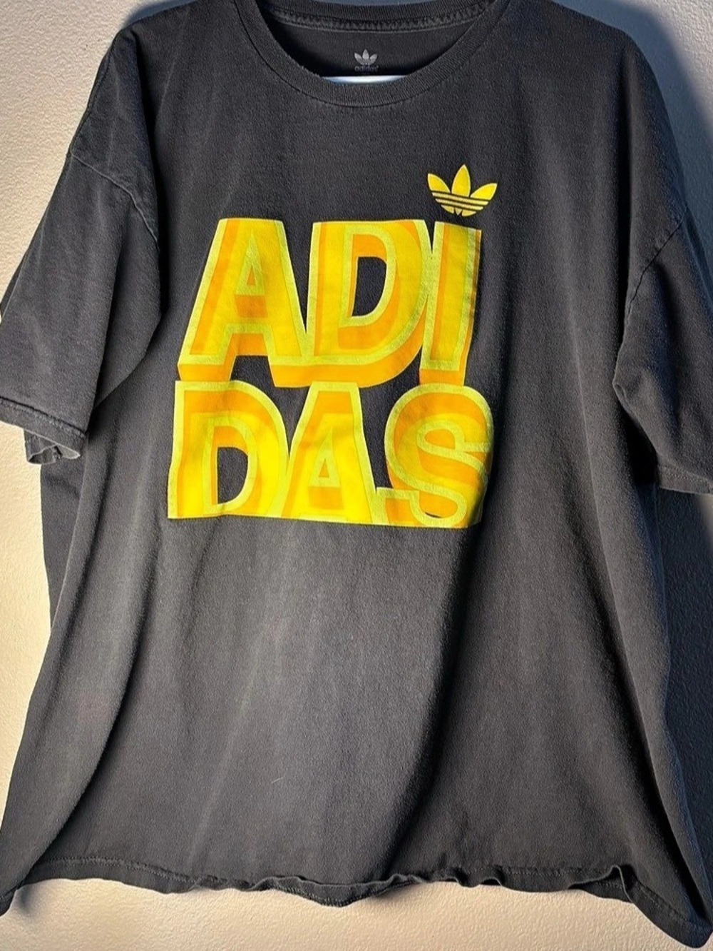 adidas Trefoil Block Letter Graphic T-Shirt Black & Yellow 2XL